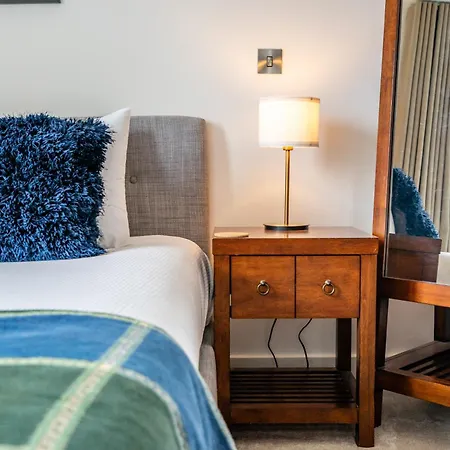 Castle Outlook At Ryedale House *